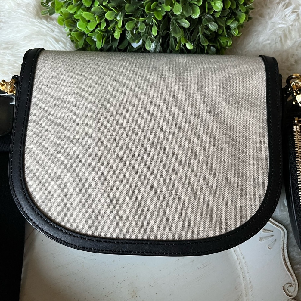 MCM Mode Travia collection canvas and leather crossbody messenger bag new COA - Picture 5 of 12